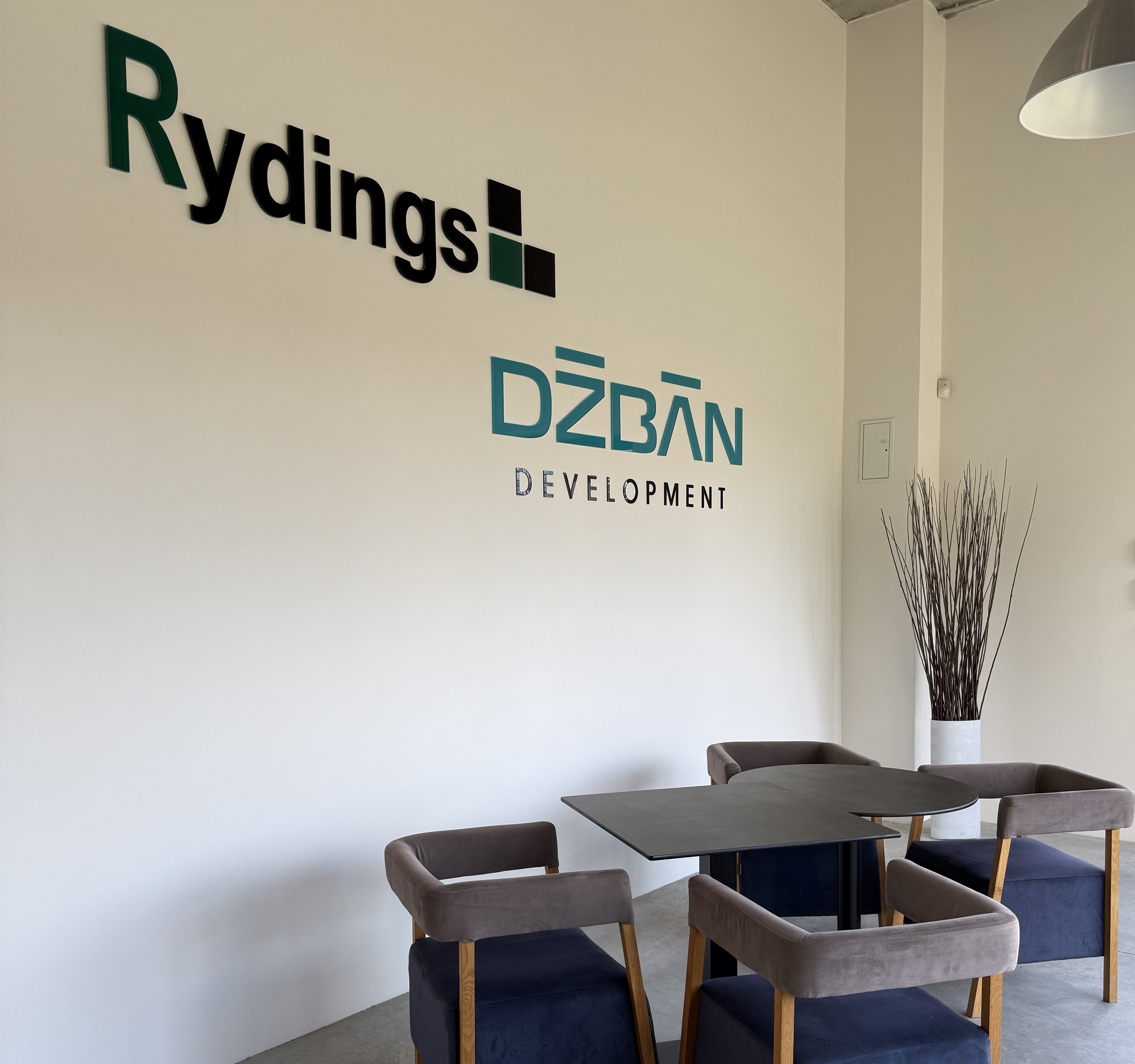 Stavební tým RYDINGS na staveništi